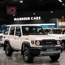 تۆیۆتا لاند کرۆزەر 76